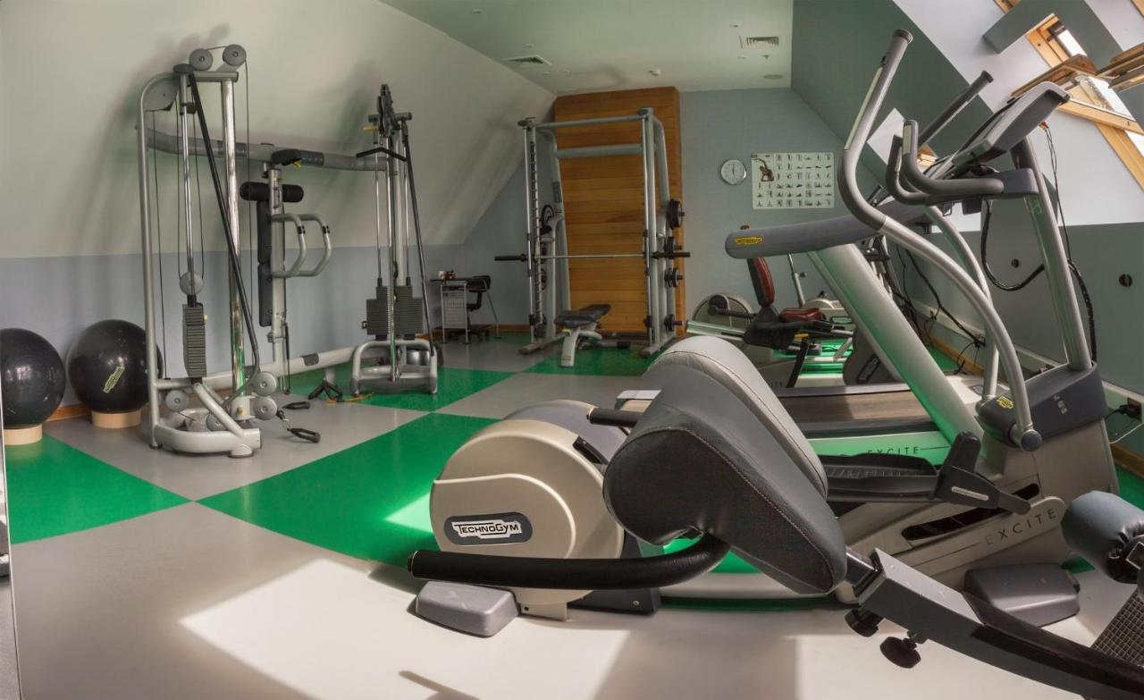 Wyndham Puerto Varas Pettra Kültér fotó A gym in the UK