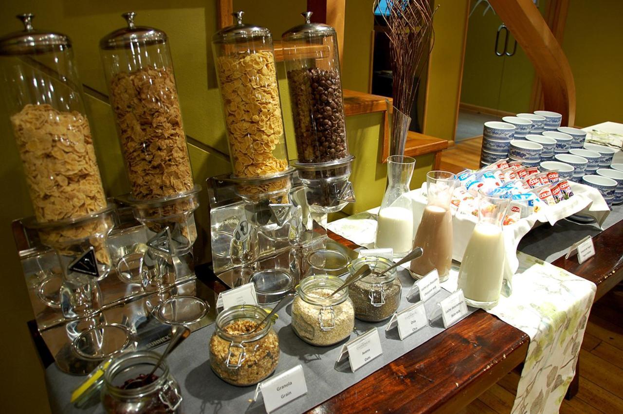 Wyndham Puerto Varas Pettra Kültér fotó A cereal bar